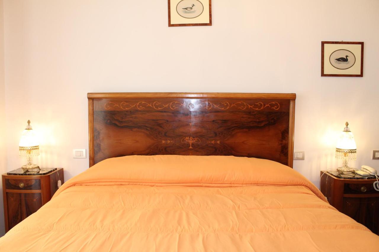 Tres Chic Bed and Breakfast Civitanova Marche Buitenkant foto