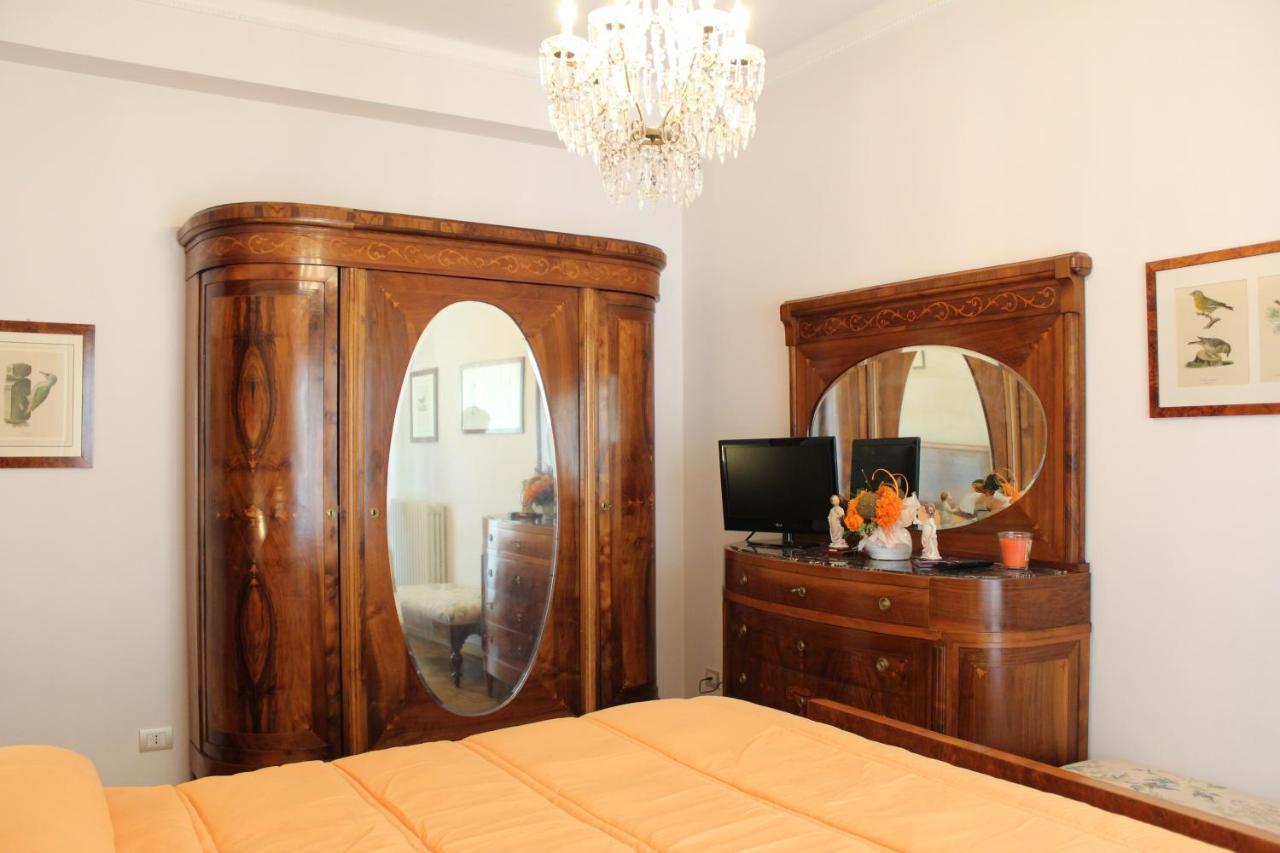 Tres Chic Bed and Breakfast Civitanova Marche Buitenkant foto