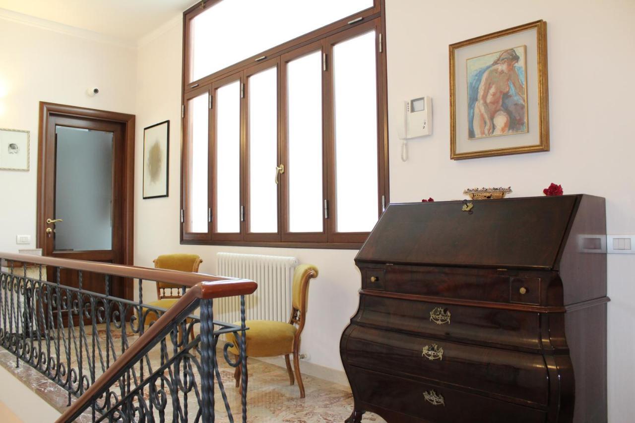 Tres Chic Bed and Breakfast Civitanova Marche Buitenkant foto
