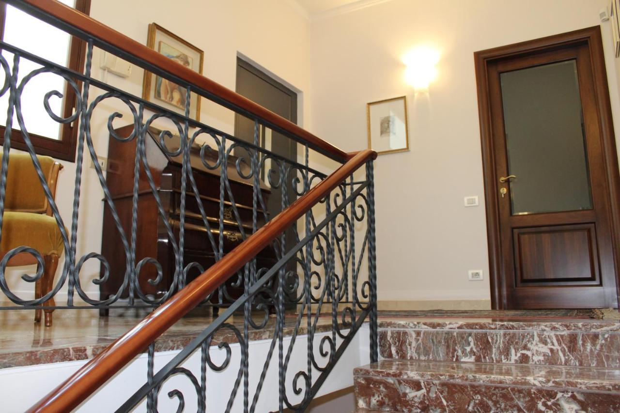 Tres Chic Bed and Breakfast Civitanova Marche Buitenkant foto